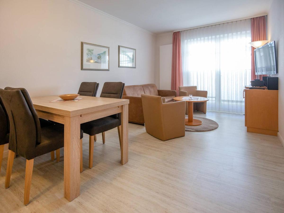 Strandvillen Binz - Ferienwohnung Mit 1 Schlafzimmer Und Balkon Ah-627 מראה חיצוני תמונה